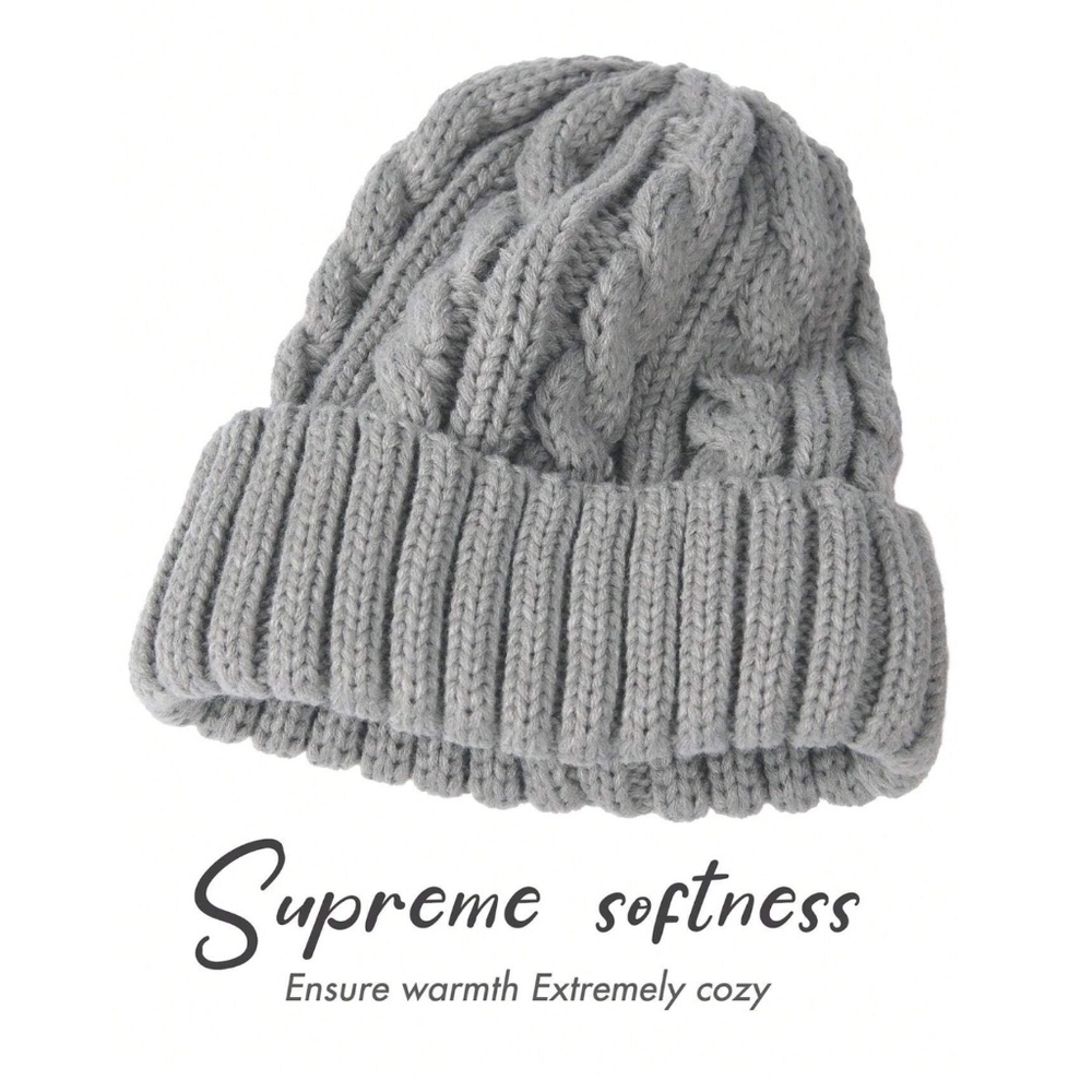 Grey Cable Knit Beanie Hat Faux Fur Pom Pom  100% Acrylic - Picture 4 of 7